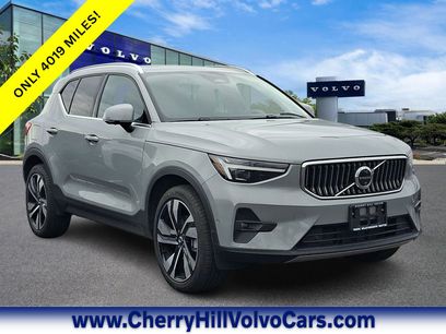 Certified 2025 Volvo XC40 B5 Ultra w/ Climate Package