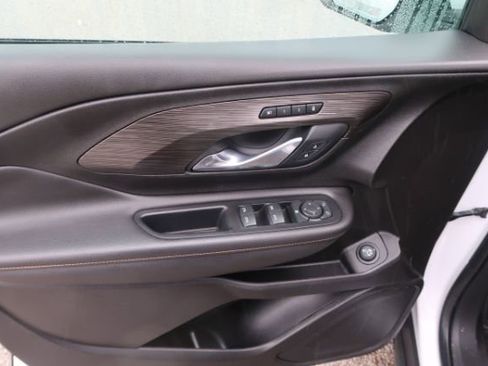 Used 2019 GMC Terrain SLT w/ Preferred Package image 9