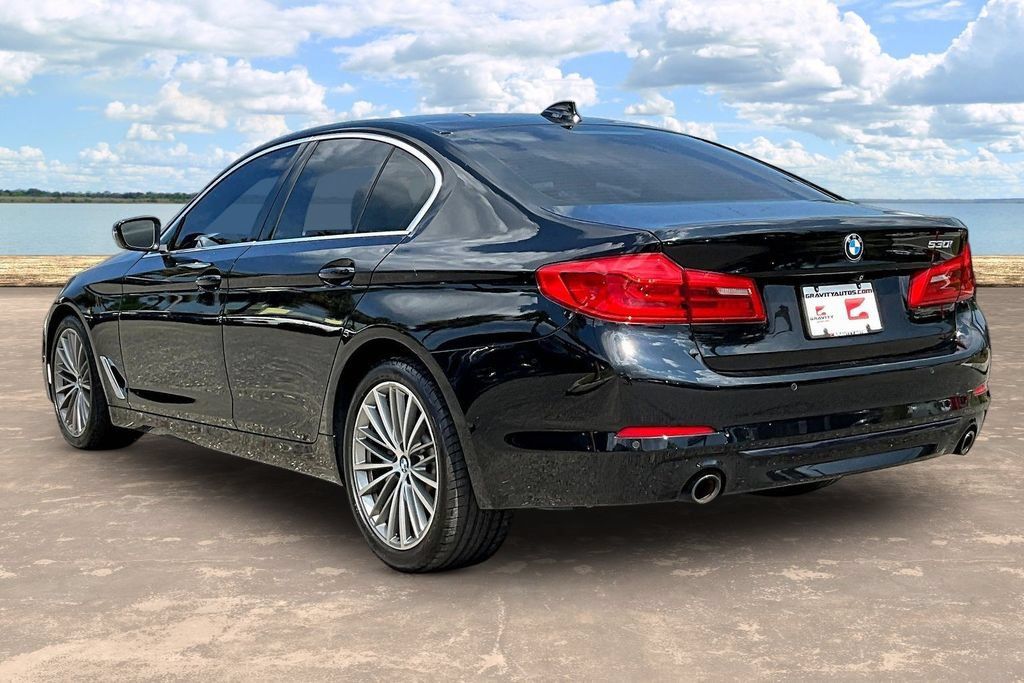 Used 2019 BMW 530i w/ Convenience Package RWD image 6