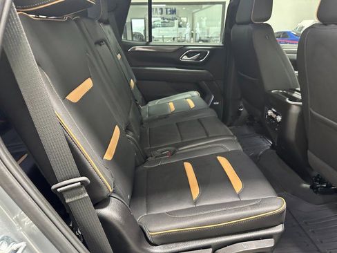 Used 2024 GMC Yukon AT4 w/ AT4 Premium Plus Package AWD/4WD image 23