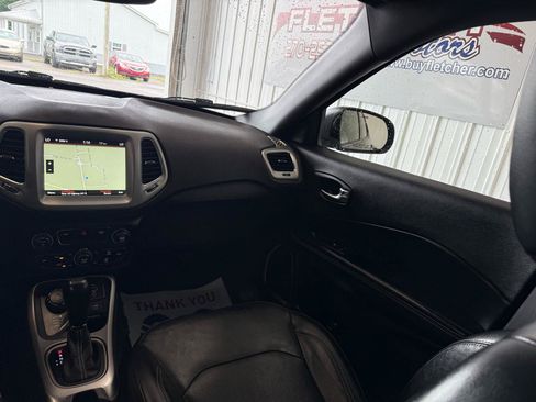Used 2021 Jeep Compass Latitude AWD/4WD image 15