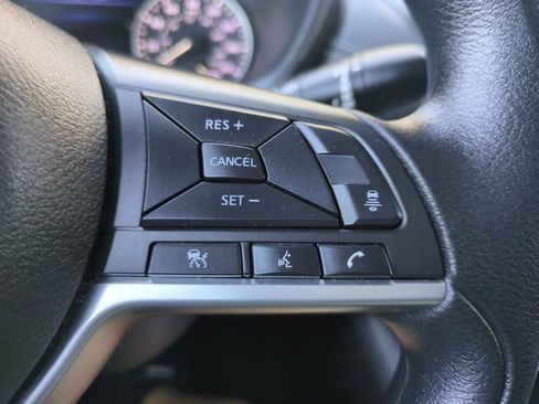 Used 2025 Nissan Sentra SV FWD image 21