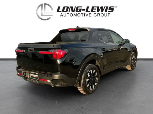 Used 2025 Hyundai Santa Cruz SE image 7