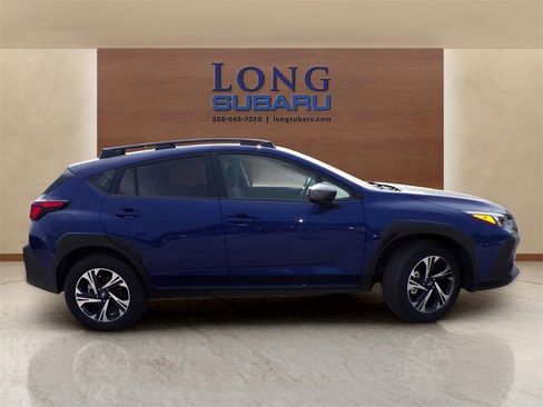 Certified 2025 Subaru Crosstrek 2.0i Premium image 6