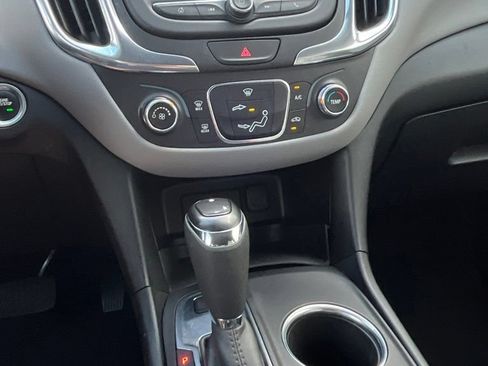 Used 2021 Chevrolet Equinox LT w/ LPO, Cargo Package AWD/4WD image 15