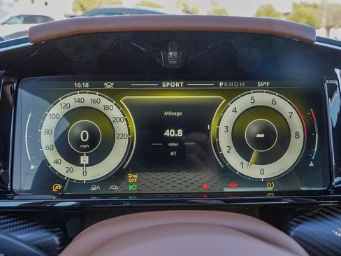 New 2026 Aston Martin V8 Vantage Roadster RWD image 22