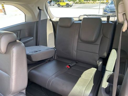Used 2014 Honda Odyssey EX-L image 16