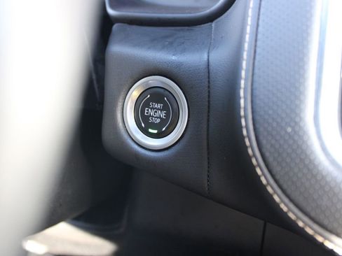 Used 2023 Chevrolet Suburban Premier image 45