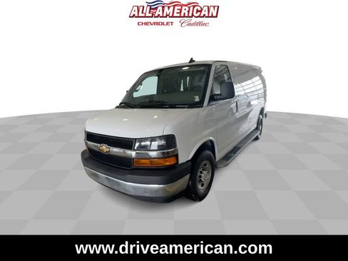 Used 2023 Chevrolet Express 2500 w/ Driver Convenience Package image 3