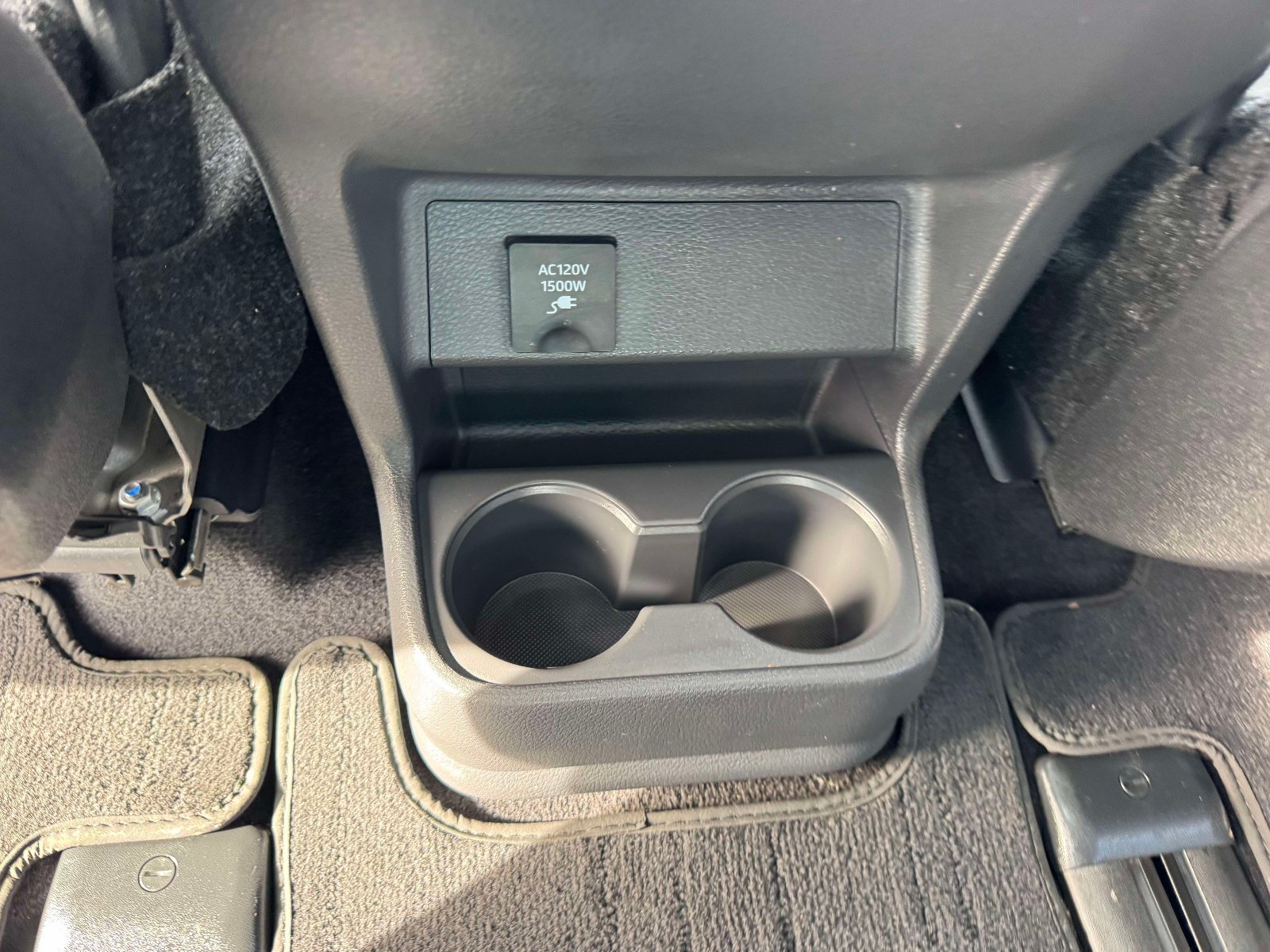 Certified 2024 Toyota Sienna XLE w/ XLE Plus Package AWD/4WD image 18
