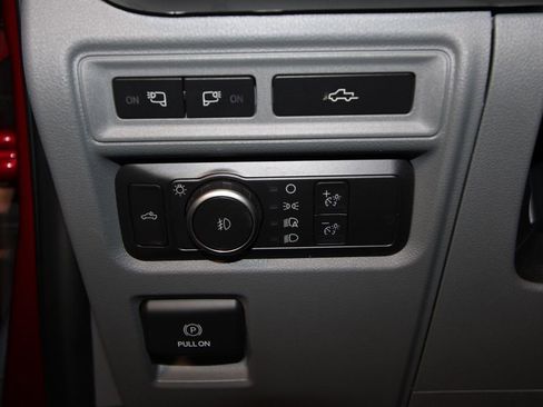 Used 2022 Ford F150 XLT w/ Equipment Group 302A High AWD/4WD image 9