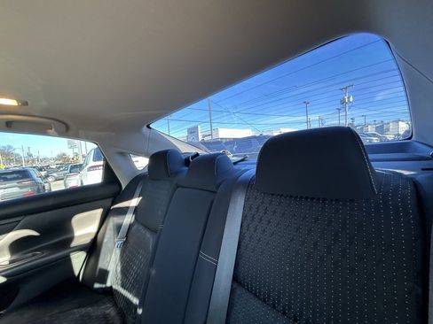 Used 2016 Nissan Altima 2.5 S w/ Power Driver Seat Package image 25