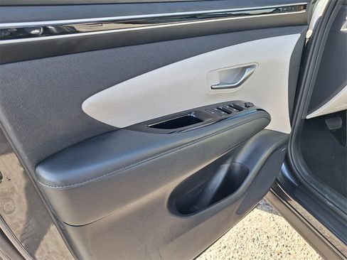 Used 2024 Hyundai Tucson Limited image 31