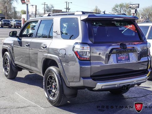Used 2023 Toyota 4Runner TRD Off-Road Premium w/ Off Road Premium Plus Package image 18