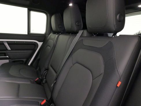 Used 2024 Land Rover Defender 130 Outbound AWD/4WD image 38