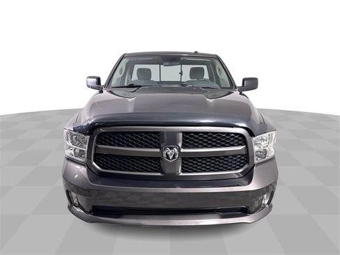 Used 2018 RAM 1500 Express image 3