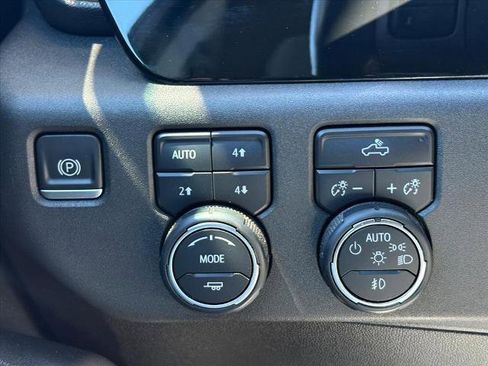 Certified 2022 Chevrolet Silverado 1500 RST image 16