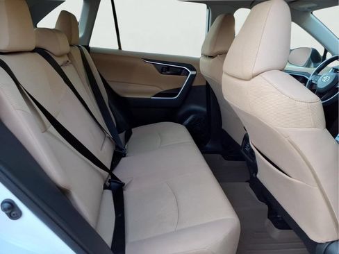 Used 2022 Toyota RAV4 LE FWD image 35