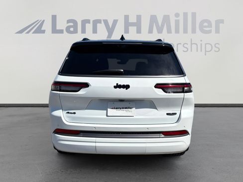 New 2026 Jeep Grand Cherokee L Summit AWD/4WD image 5