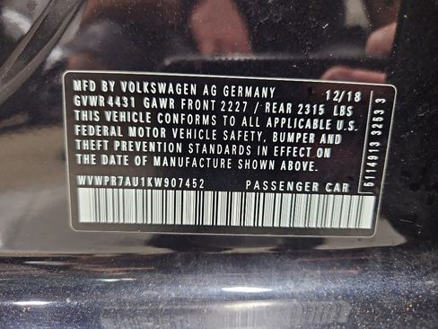 Used 2019 Volkswagen e-Golf SEL Premium image 23