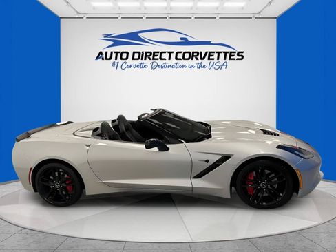 Used 2015 Chevrolet Corvette Stingray Convertible w/ 3LT Preferred Equipment Group RWD image 6