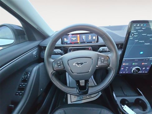 Used 2024 Ford Mustang Mach-E Premium image 12
