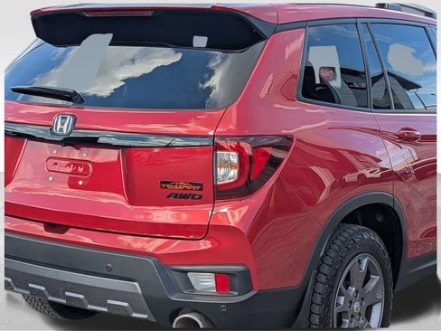 Used 2024 Honda Passport TrailSport image 7