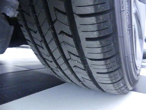 Used 2023 Tesla Model 3 Standard Range image 33