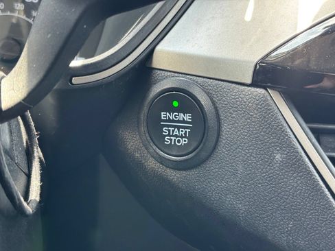 Used 2022 Ford Escape SE w/ Convenience Package AWD/4WD image 11
