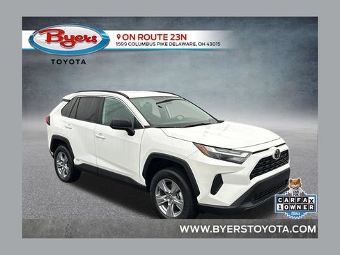 Used 2025 Toyota RAV4 LE AWD/4WD image 1