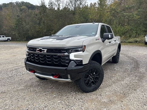 New 2026 Chevrolet Silverado 1500 ZR2 AWD/4WD image 1