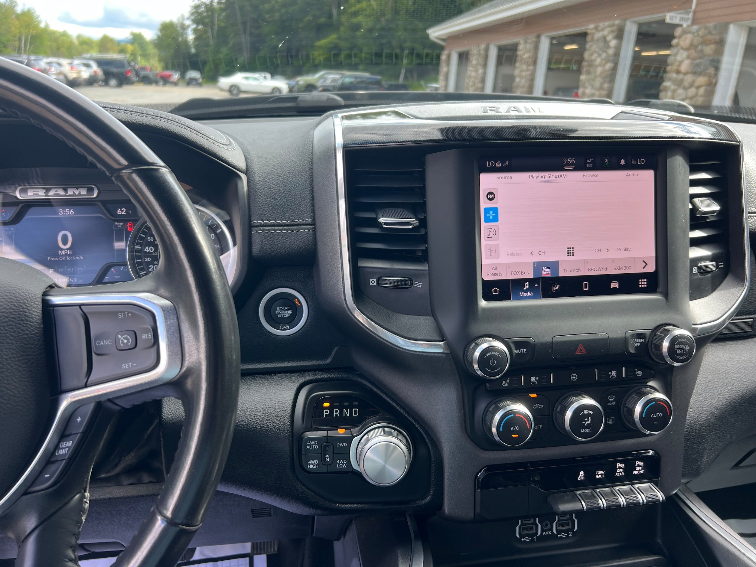 Used 2022 RAM 1500 Laramie w/ Sport Appearance Package AWD/4WD image 14