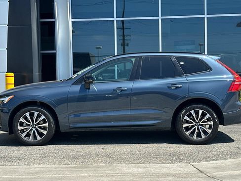 Used 2024 Volvo XC60 B5 Core AWD/4WD image 7