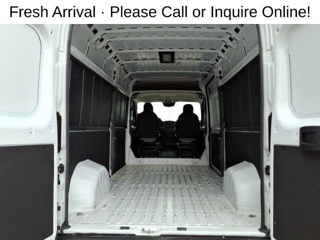 Used 2024 RAM ProMaster 2500 w/ Convenience Group FWD image 7