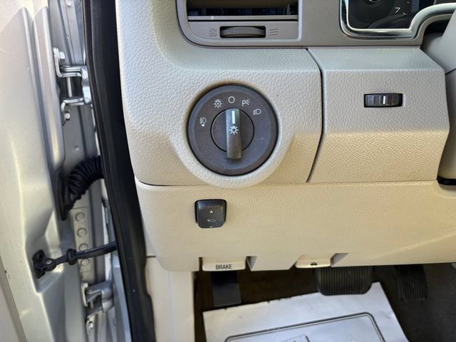 Used 2013 Lincoln Navigator L 2WD w/ HD Trailer Tow Pkg image 21