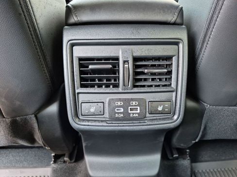 Certified 2026 Subaru Outback Limited AWD/4WD image 28