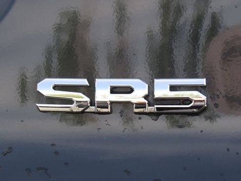 Certified 2025 Toyota Tacoma SR5 AWD/4WD image 12