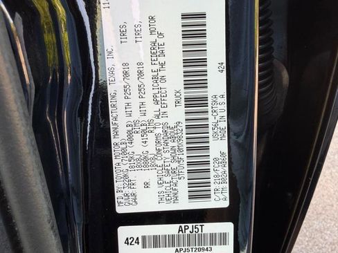 Used 2021 Toyota Tundra SR5 w/ SR5 Upgrade Package AWD/4WD image 38