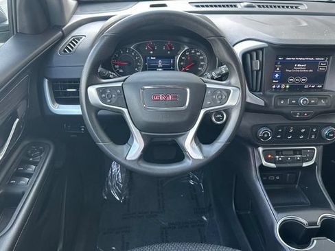 Used 2024 GMC Terrain SLE FWD image 16
