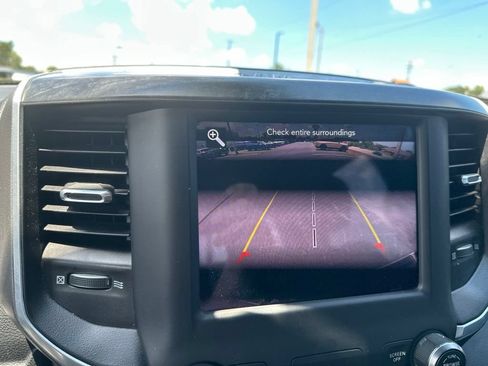Used 2021 RAM 1500 Big Horn AWD/4WD image 24