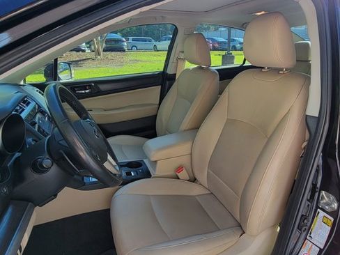Used 2015 Subaru Legacy 3.6R Limited AWD/4WD image 9
