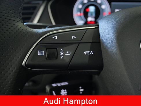 Used 2025 Audi Q5 2.0T Premium Plus AWD/4WD image 16