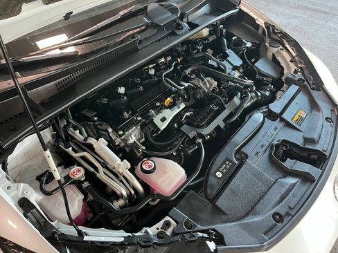 Used 2024 Toyota Prius Prime FWD image 13