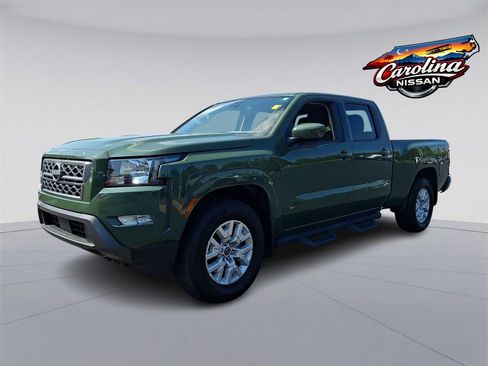 Used 2024 Nissan Frontier SV w/ Technology Package AWD/4WD image 3