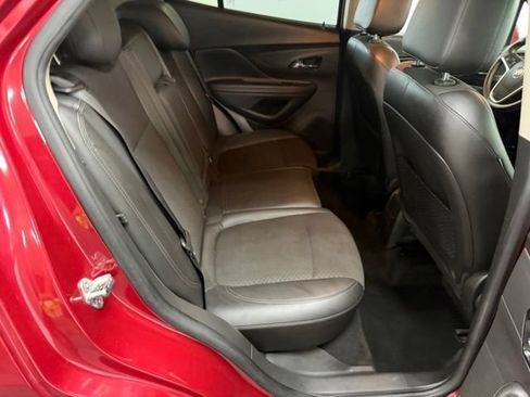 Used 2020 Buick Encore Preferred FWD image 42