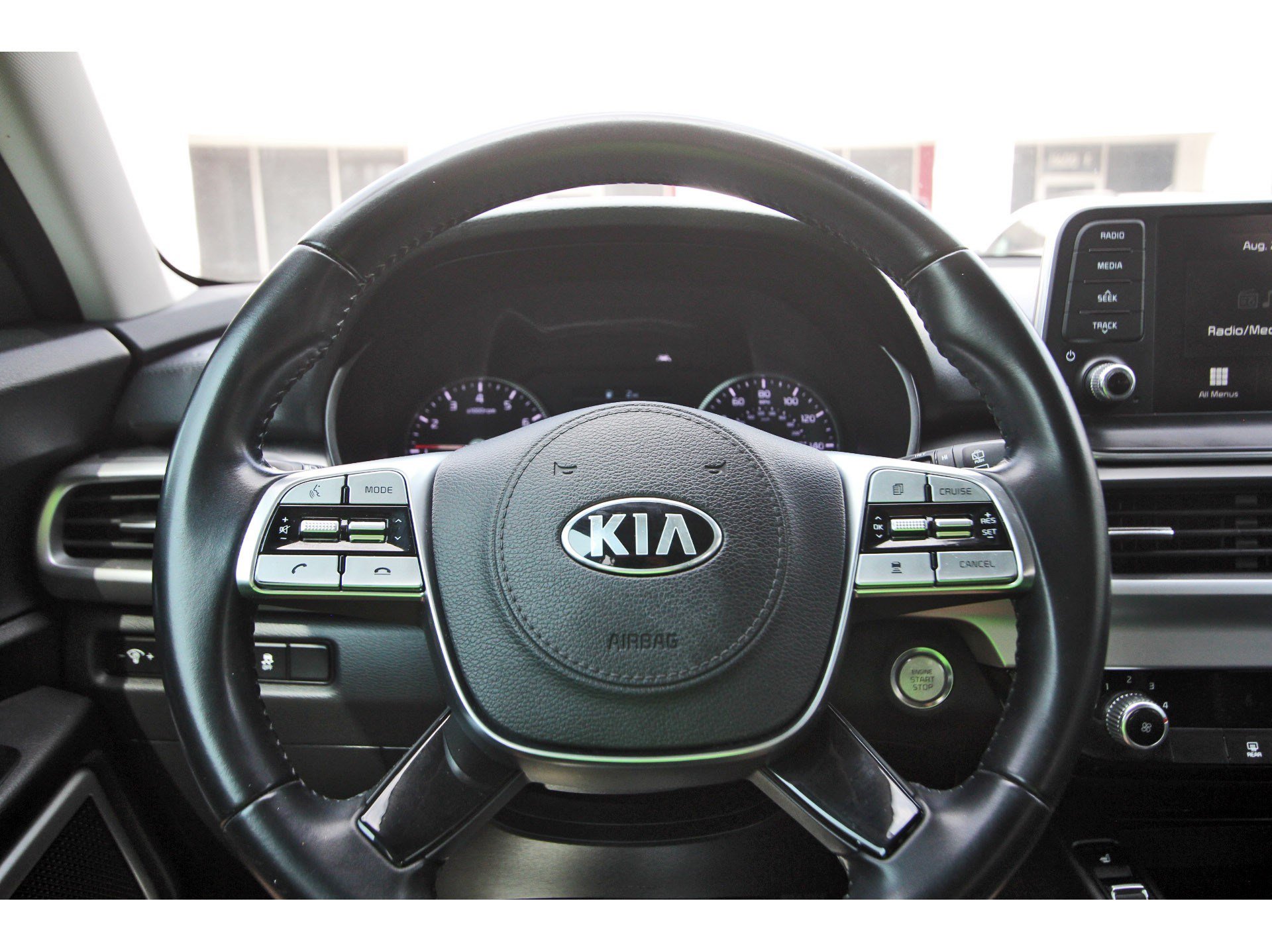 Used 2021 Kia Telluride S FWD image 15
