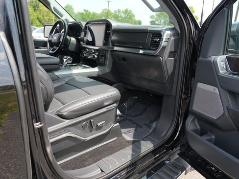 Used 2021 Ford F150 Lariat w/ Equipment Group 502A High AWD/4WD image 31