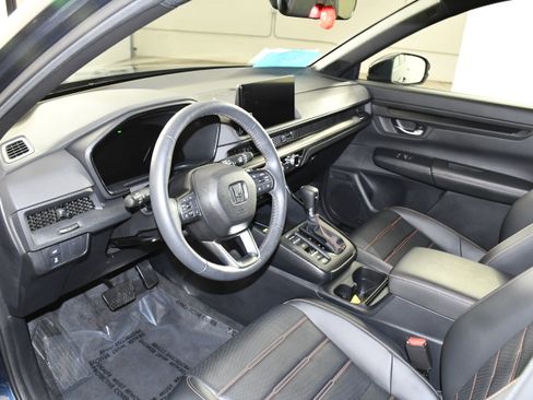 Certified 2024 Honda CR-V Sport-L image 2