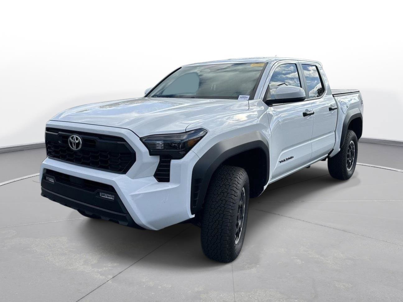 Used 2025 Toyota Tacoma TRD Off-Road AWD/4WD image 2