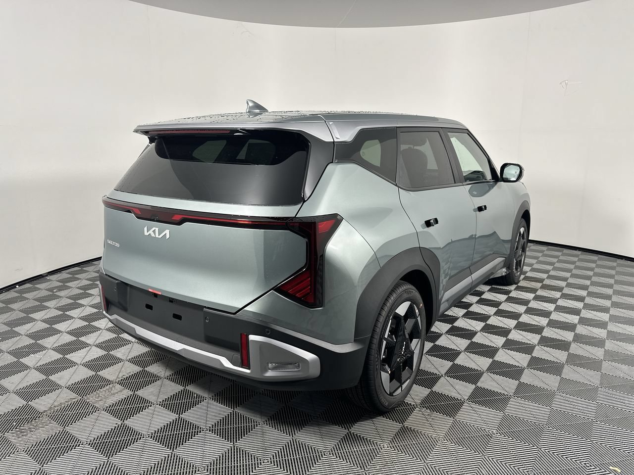 New 2027 Kia Seltos S FWD image 19